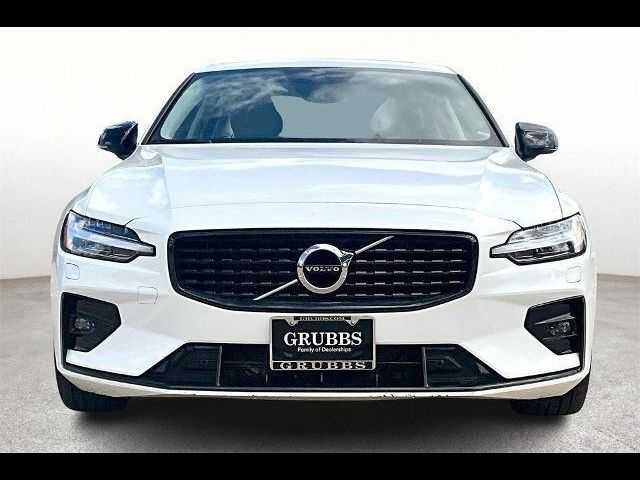 2019 Volvo S60 Momentum