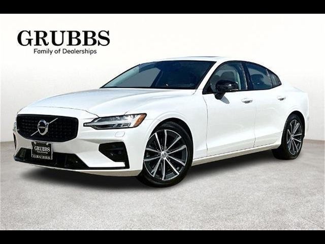 2019 Volvo S60 Momentum