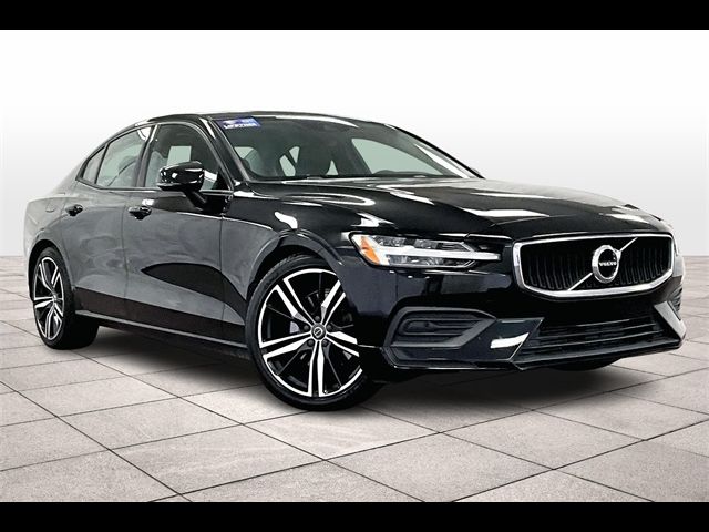 2019 Volvo S60 Momentum