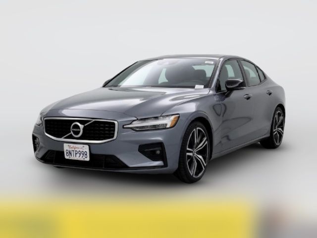 2019 Volvo S60 R-Design