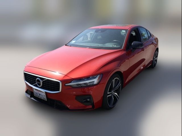 2019 Volvo S60 R-Design