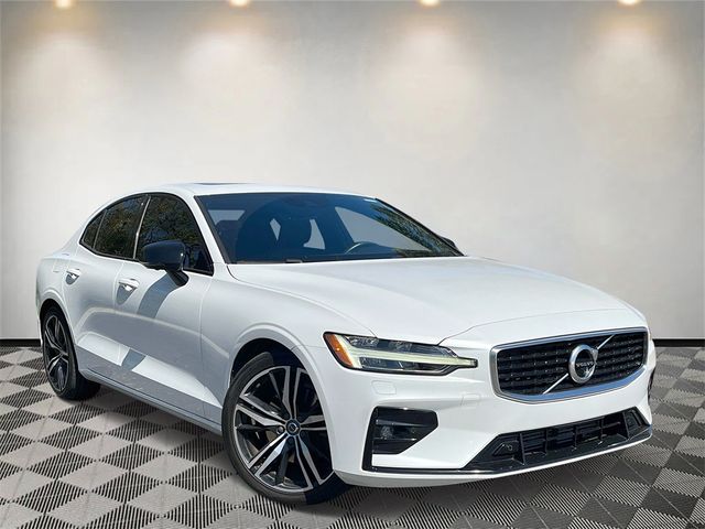 2019 Volvo S60 R-Design