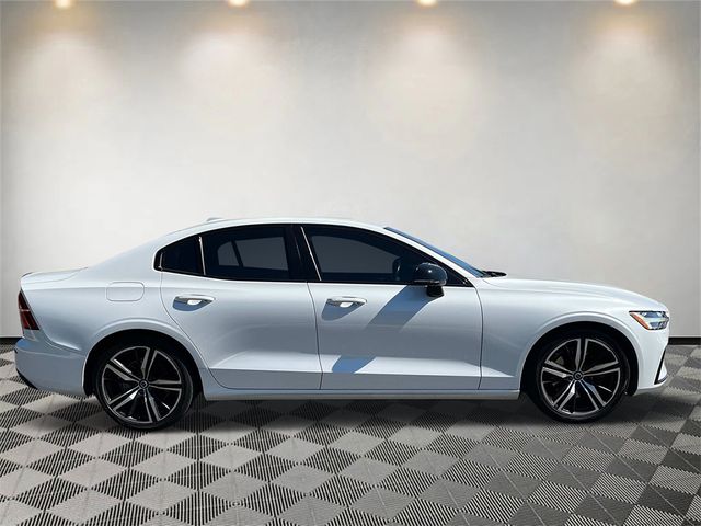 2019 Volvo S60 R-Design