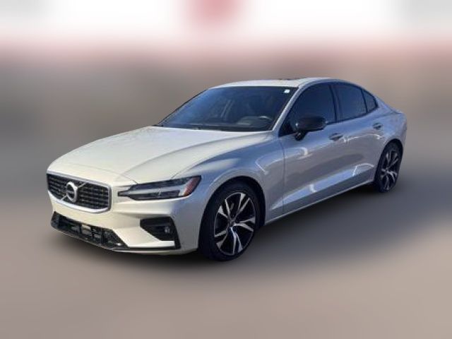 2019 Volvo S60 R-Design