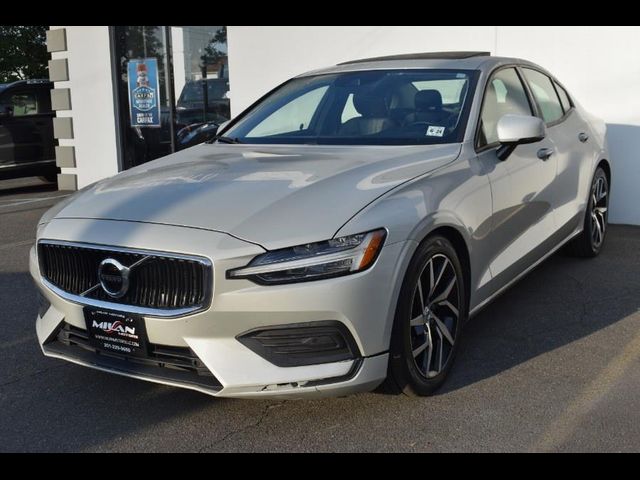 2019 Volvo S60 Momentum