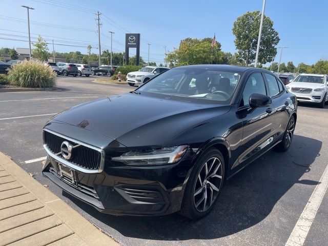 2019 Volvo S60 Momentum