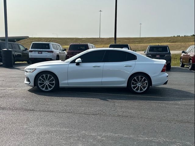 2019 Volvo S60 Momentum