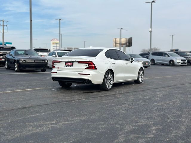 2019 Volvo S60 Momentum