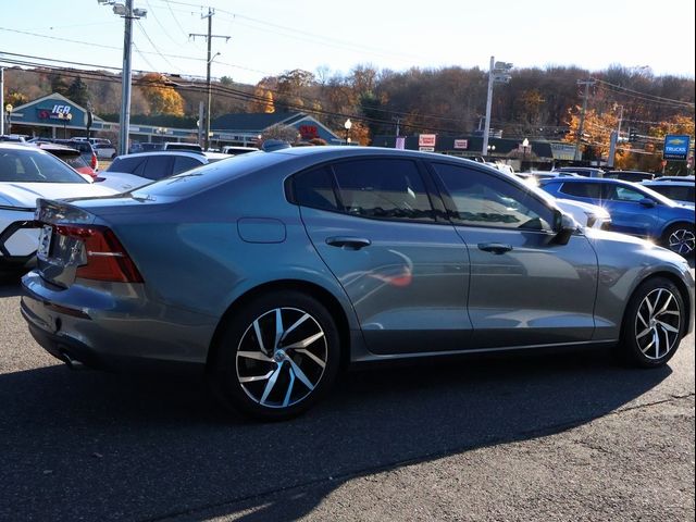 2019 Volvo S60 Momentum