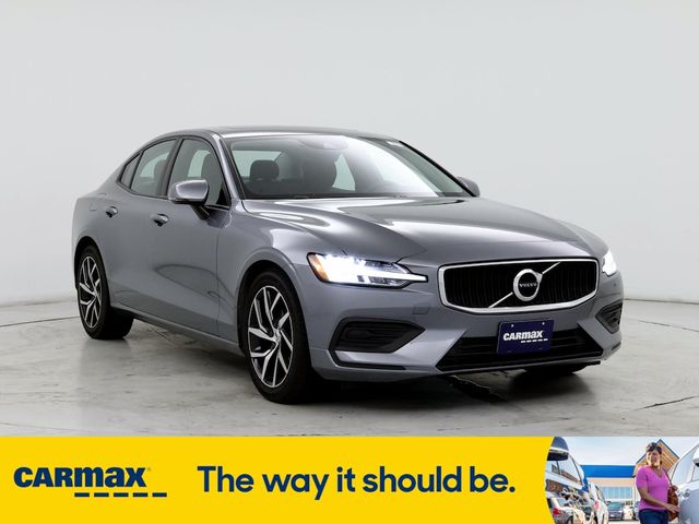 2019 Volvo S60 Momentum