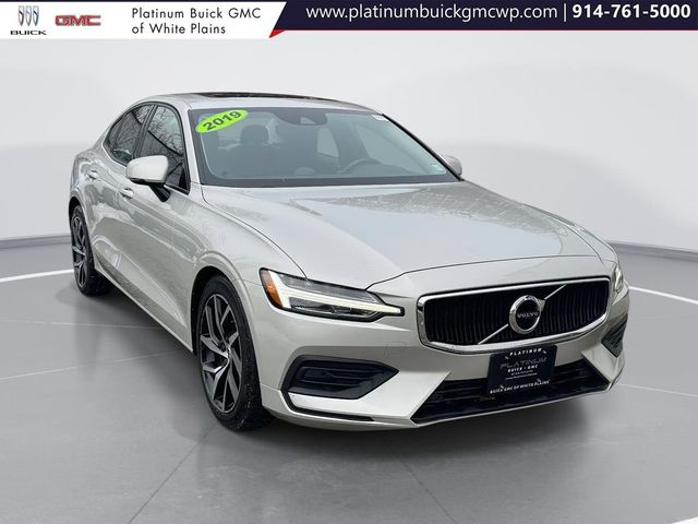 2019 Volvo S60 Momentum