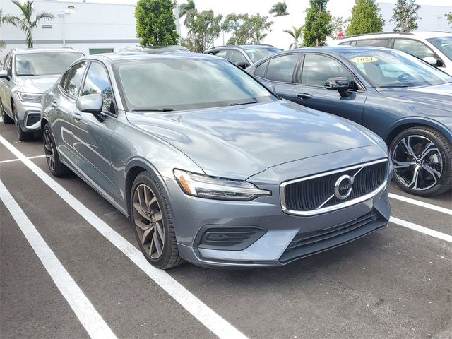 2019 Volvo S60 Momentum