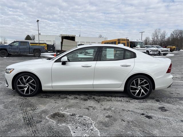 2019 Volvo S60 Momentum