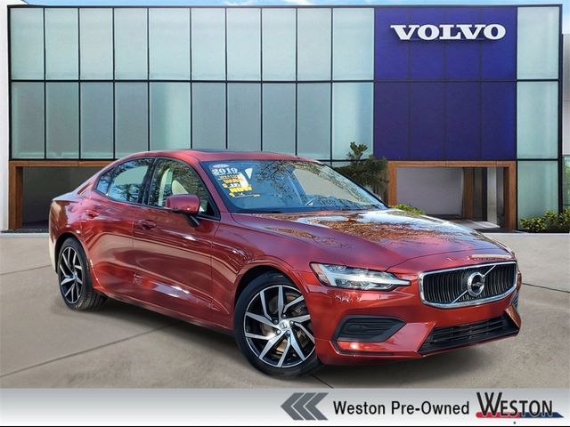 2019 Volvo S60 Momentum