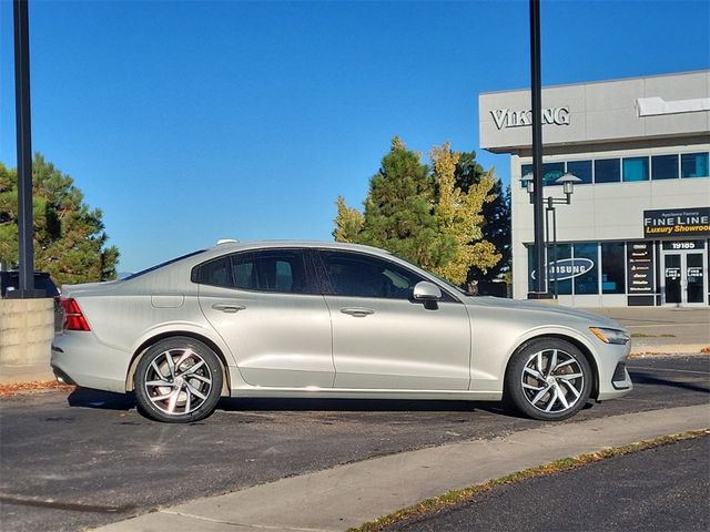 2019 Volvo S60 Momentum