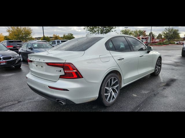 2019 Volvo S60 Momentum