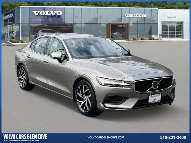 2019 Volvo S60 Momentum