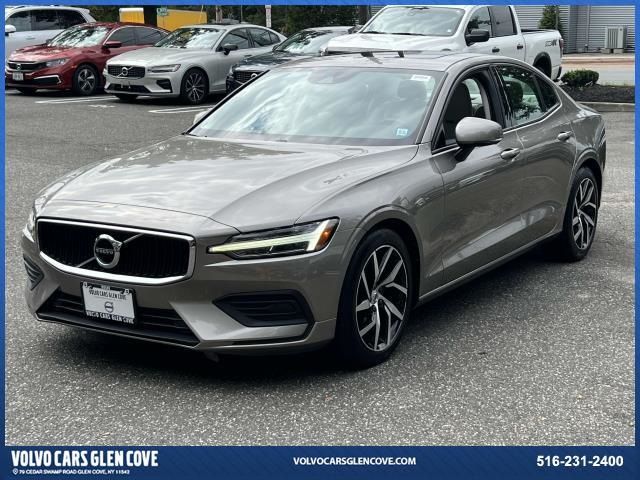 2019 Volvo S60 Momentum