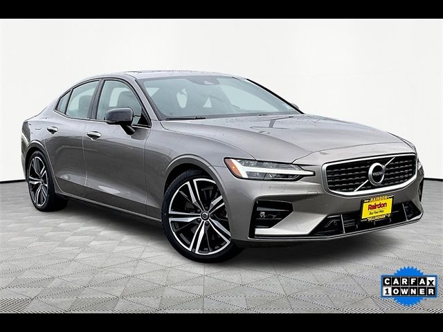 2019 Volvo S60 R-Design