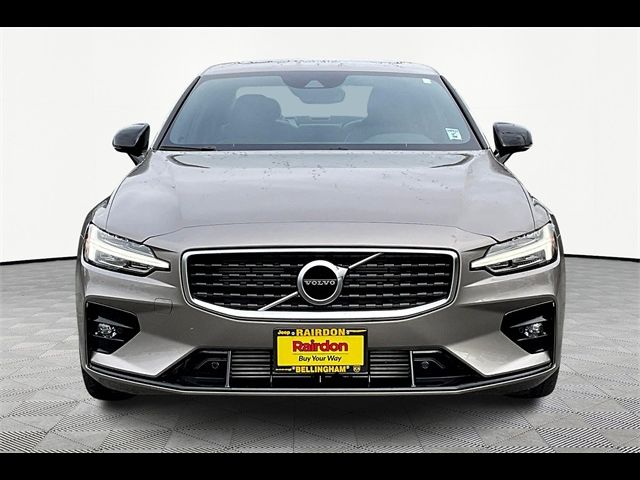 2019 Volvo S60 R-Design