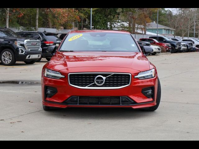 2019 Volvo S60 R-Design