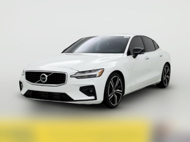 2019 Volvo S60 R-Design