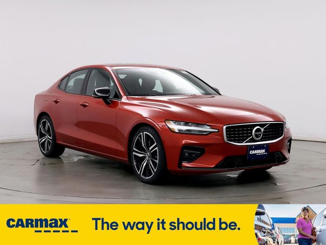 2019 Volvo S60 R-Design