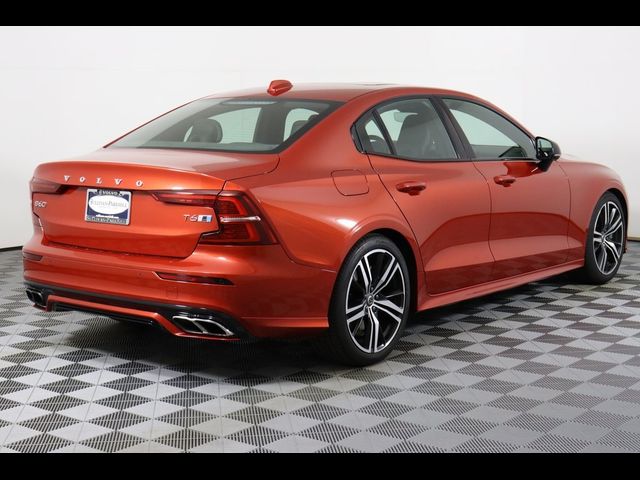 2019 Volvo S60 R-Design