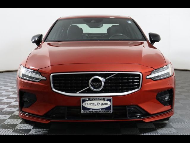 2019 Volvo S60 R-Design