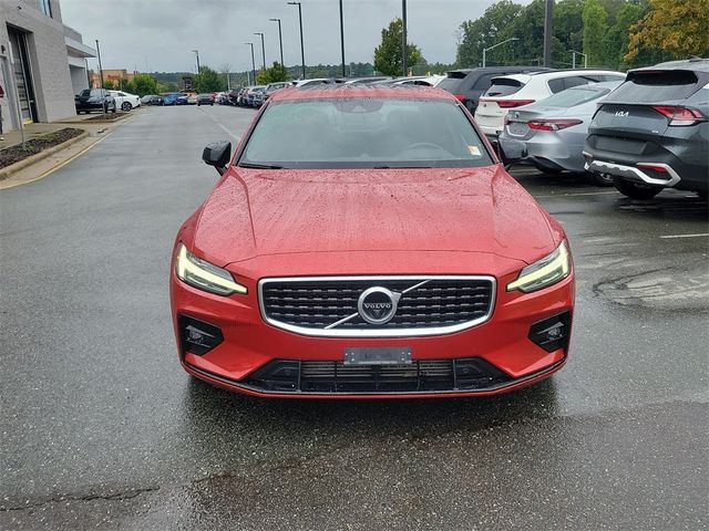 2019 Volvo S60 R-Design