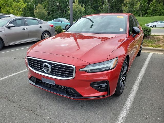 2019 Volvo S60 R-Design