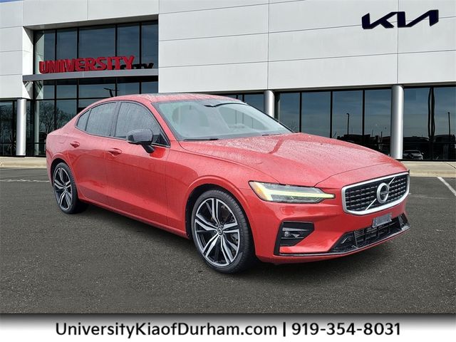 2019 Volvo S60 R-Design