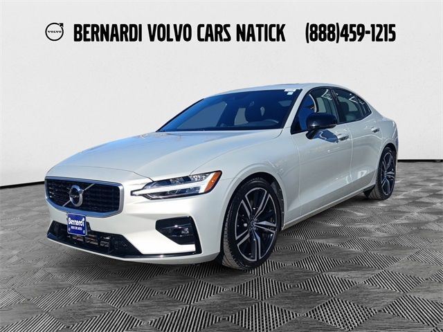 2019 Volvo S60 R-Design