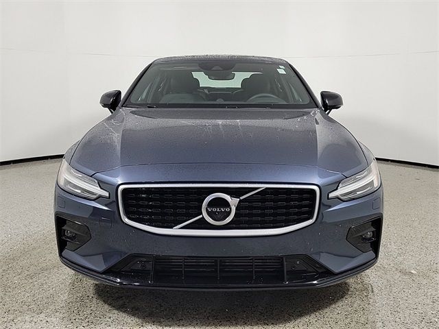 2019 Volvo S60 R-Design