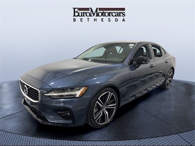 2019 Volvo S60 R-Design