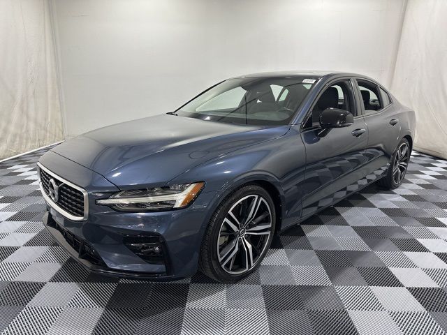 2019 Volvo S60 R-Design