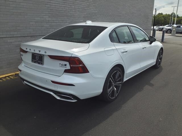 2019 Volvo S60 R-Design