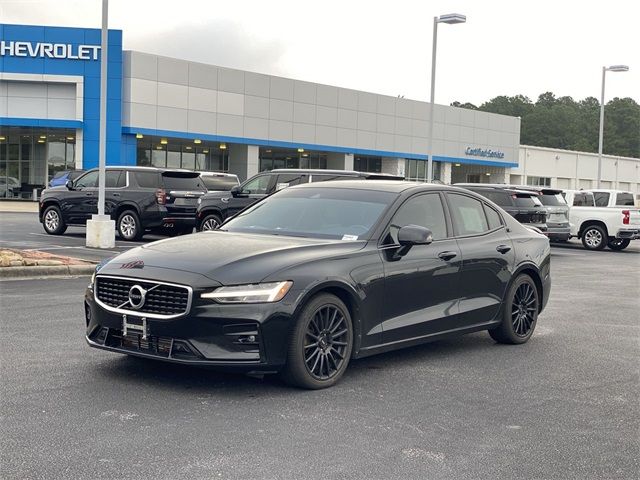 2019 Volvo S60 R-Design