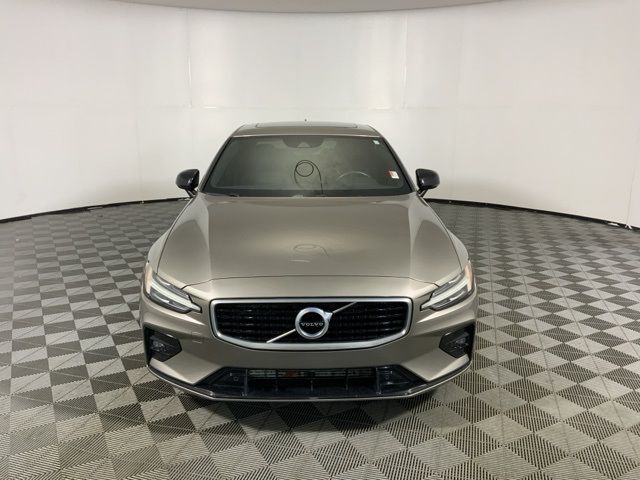 2019 Volvo S60 R-Design