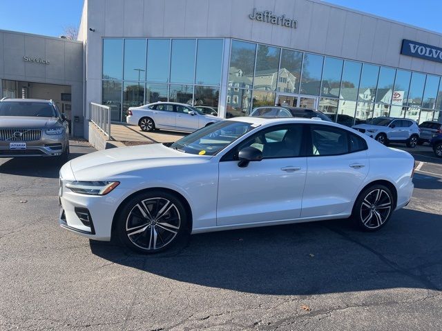 2019 Volvo S60 R-Design