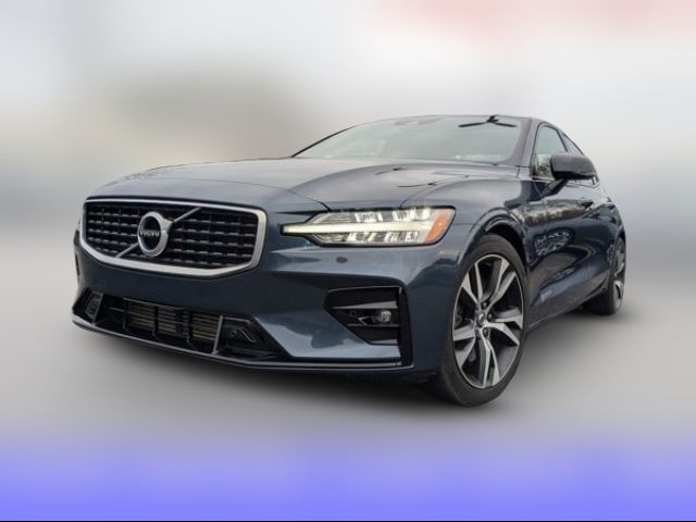 2019 Volvo S60 R-Design