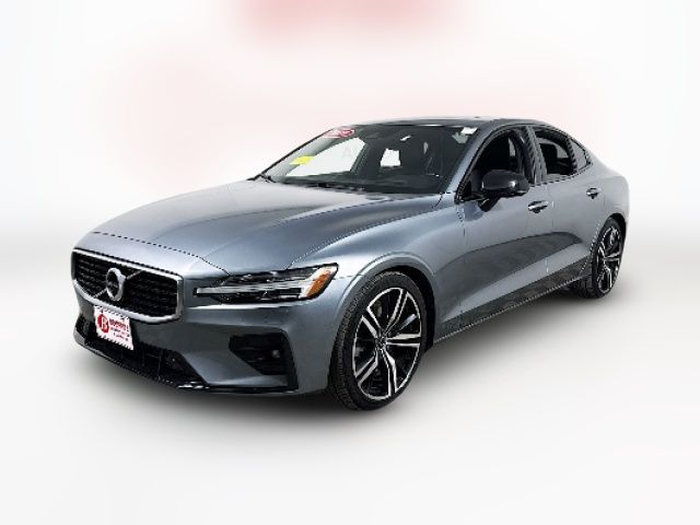 2019 Volvo S60 R-Design