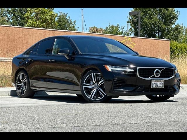 2019 Volvo S60 R-Design