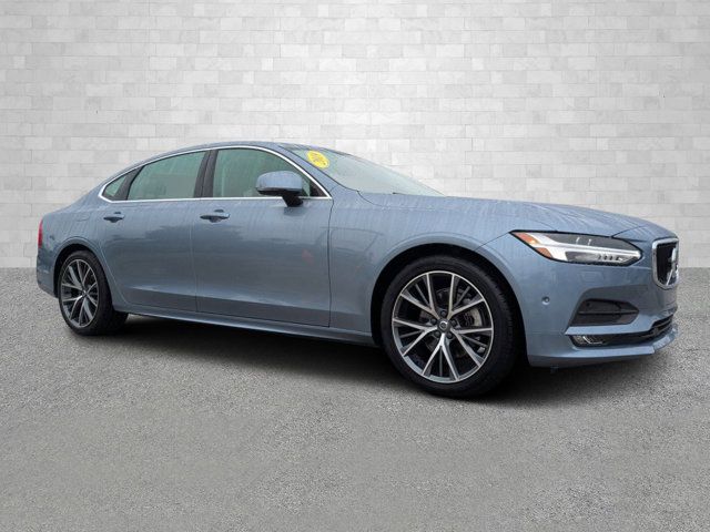 2019 Volvo S90 Momentum