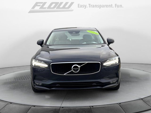 2019 Volvo S90 Momentum