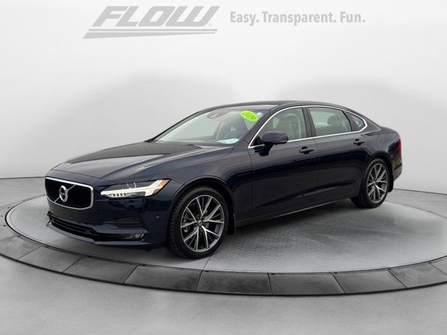 2019 Volvo S90 Momentum