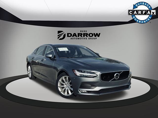 2019 Volvo S90 Momentum