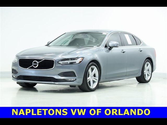 2019 Volvo S90 Momentum