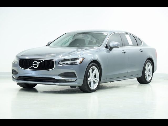 2019 Volvo S90 Momentum