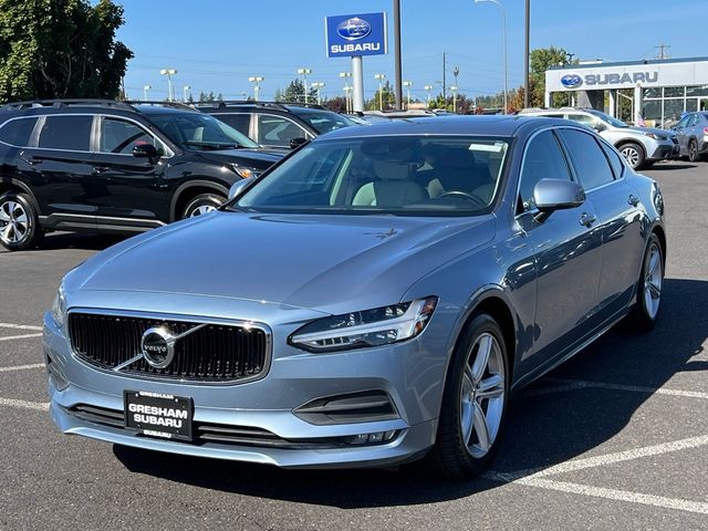 2019 Volvo S90 Momentum